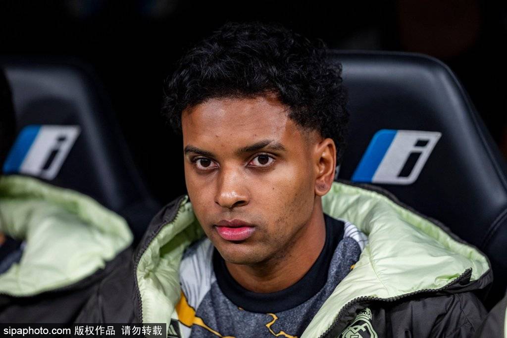 意甲新星确定回归皇马!身价6500万的他,怎解伯纳乌中场冗余问题